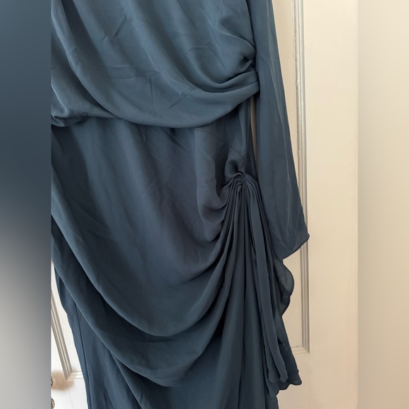 Elegant Teal Long Sleeve Gown - Picture 6 of 7